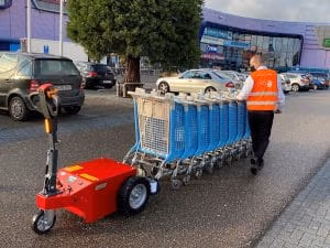 Xerowaste V-move XL 1.5 cart pusher or cart retriever with mid-sized carts
