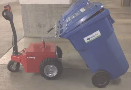 V-move XL with 16 inch XTRAC winter tires 455x314 V-move XL with XTRAC winter tires to pull waste bins in snow and ice
